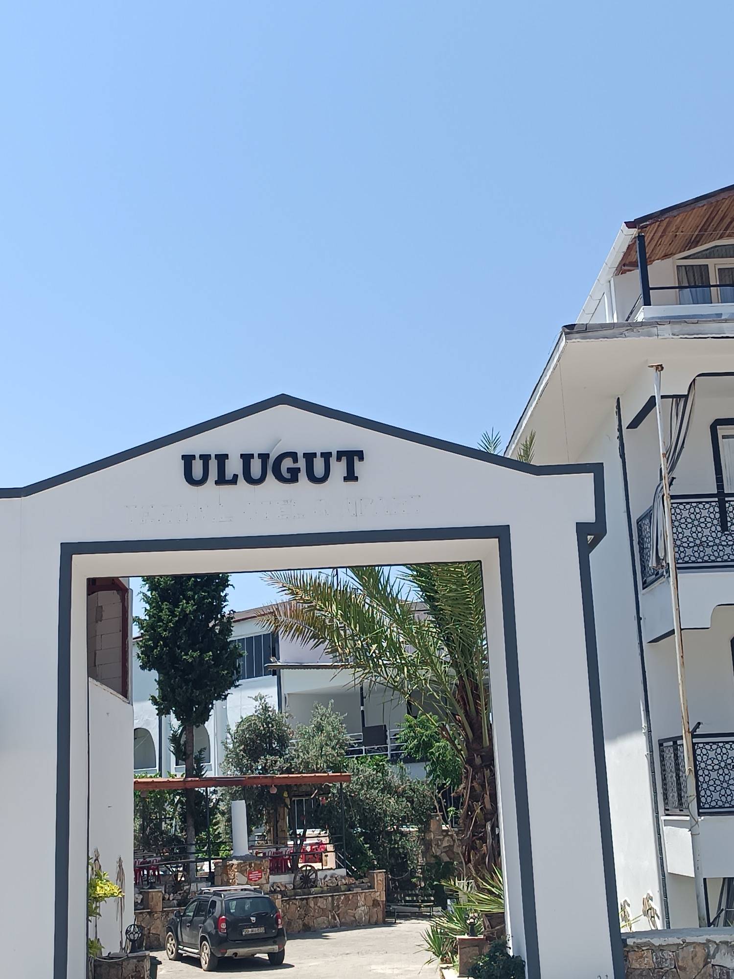 Ulugut Pansiyon dış görünüm 3