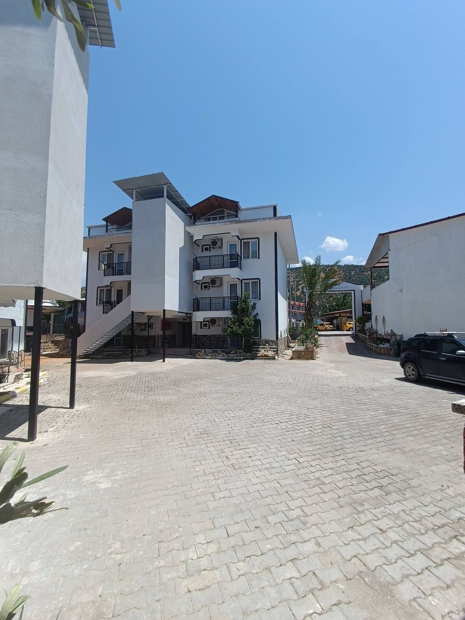 Ulugut Pansiyon dış görünüm 6