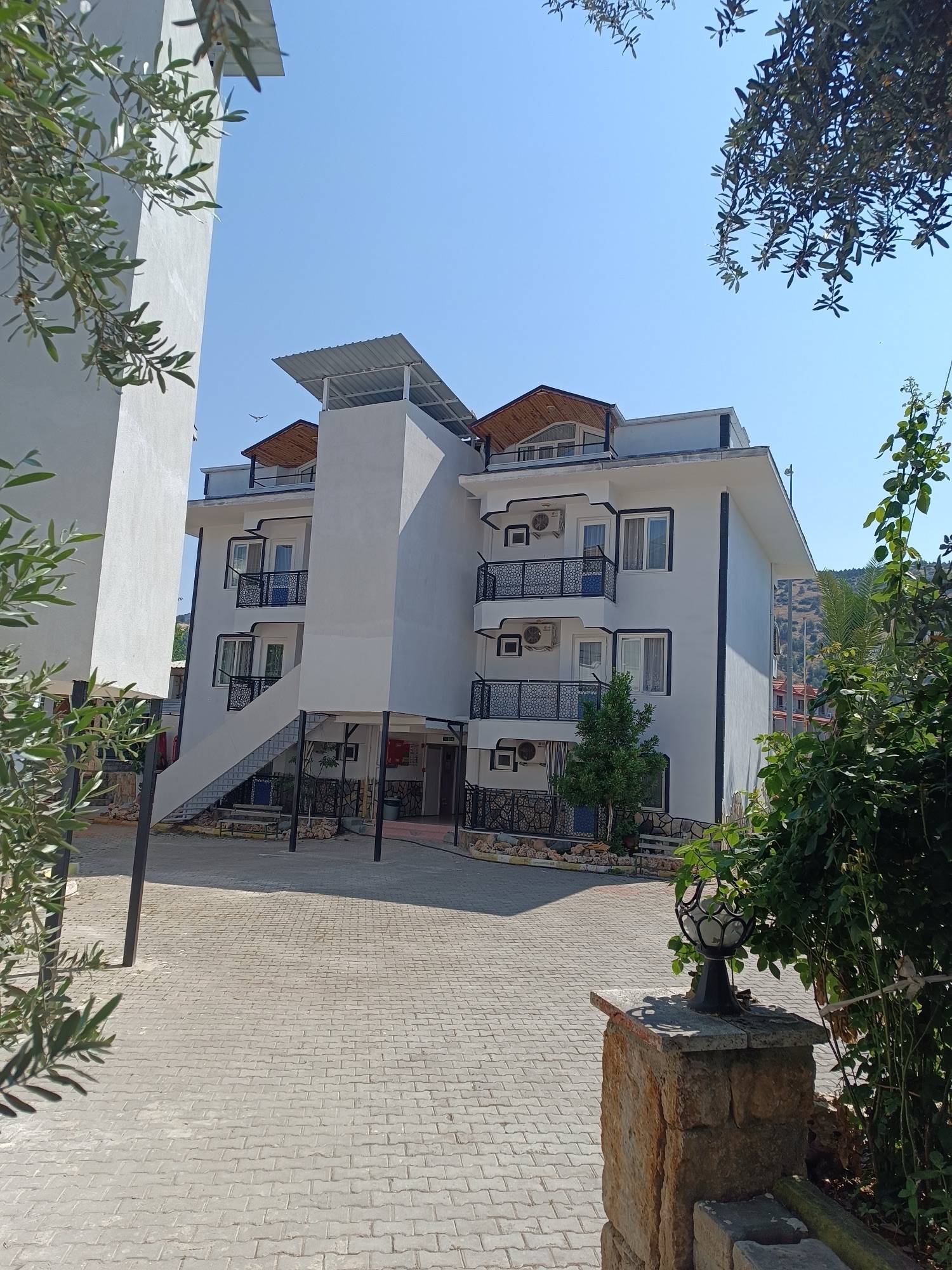 Ulugut Pansiyon dış görünüm 7